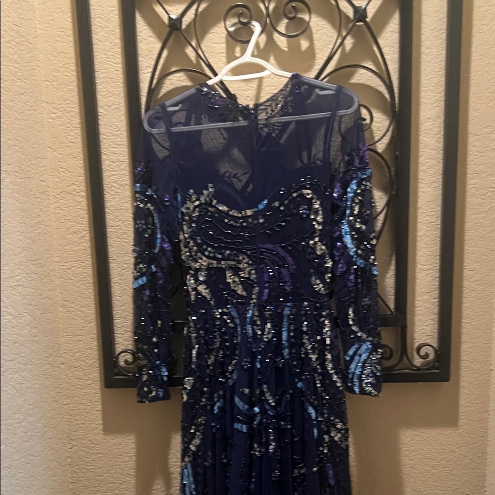 Mac Duggal Navy Blue Sequined Long Sleeve Evening Gown - Picture 11 of 11